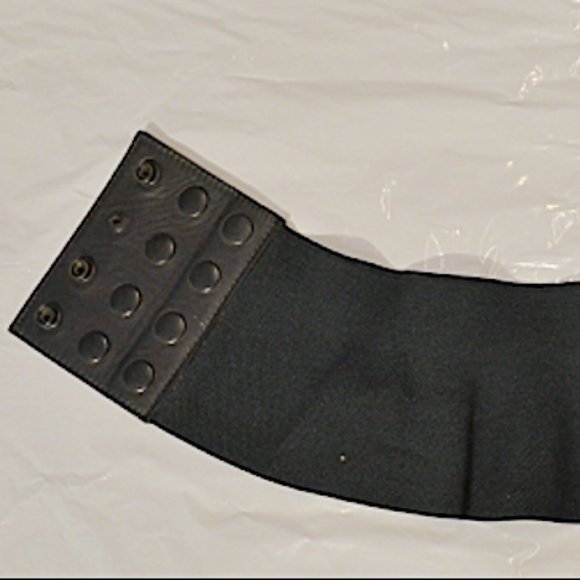 Vintage 80\'s Black Snap Close Cinch Belt main image 7